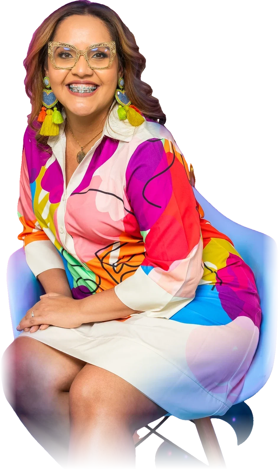 Imarú Lameda con un vestido colorido, sonriendo